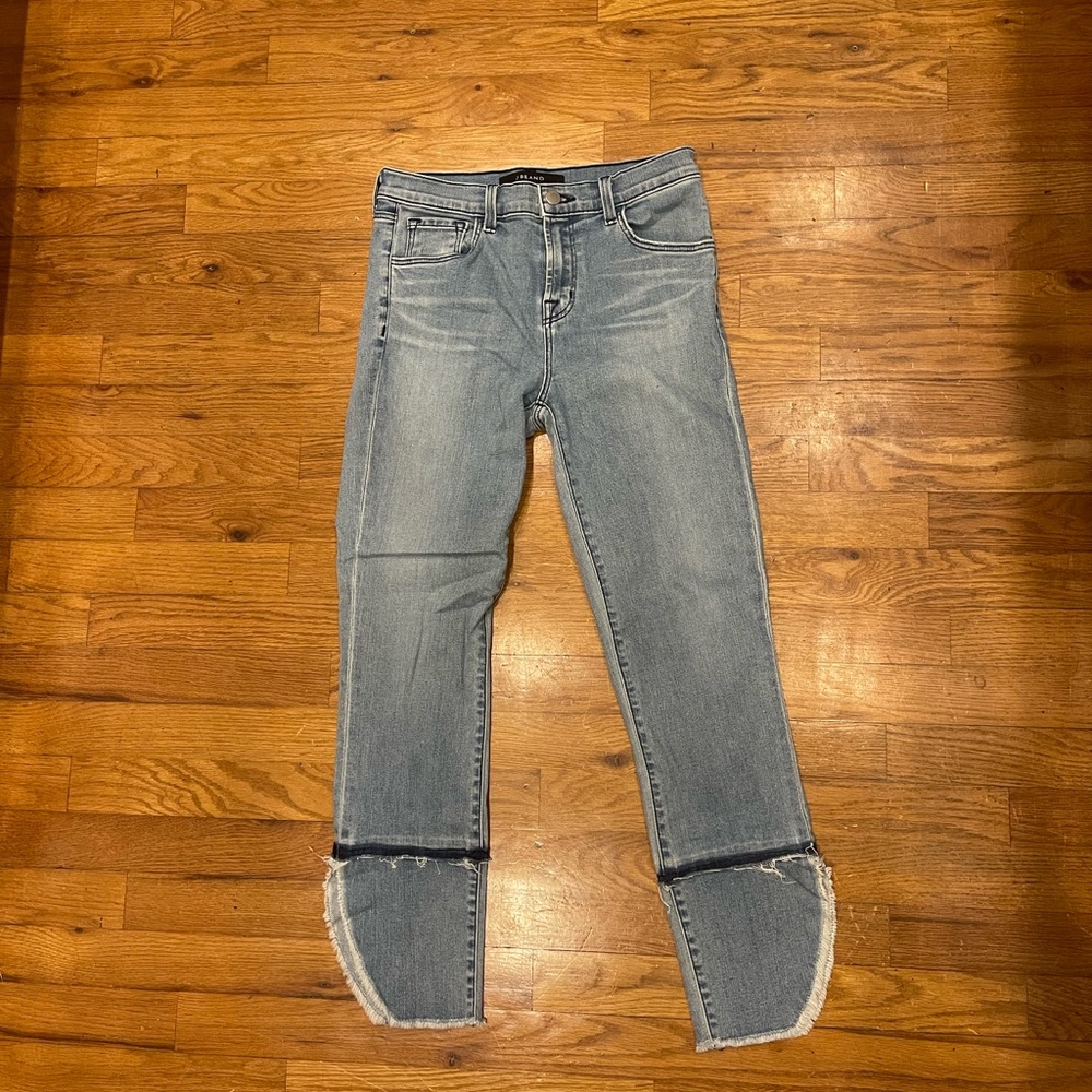 J Brand Ruby High Rise Crop Jean Frayed Hem size 24